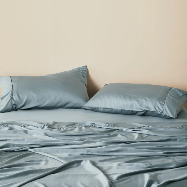 CleanBamboo® Signature Sateen Pillowcase Set by ettitude