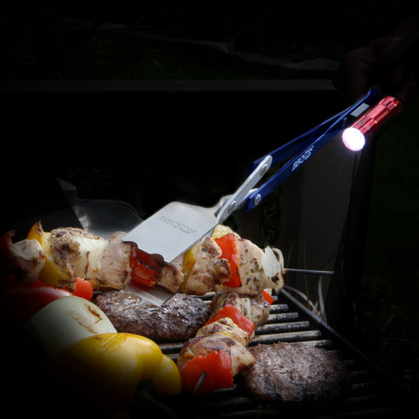 BBQ Croc 3in1 Barbecue Tool 18 inch with ClipOn Light Brookstone