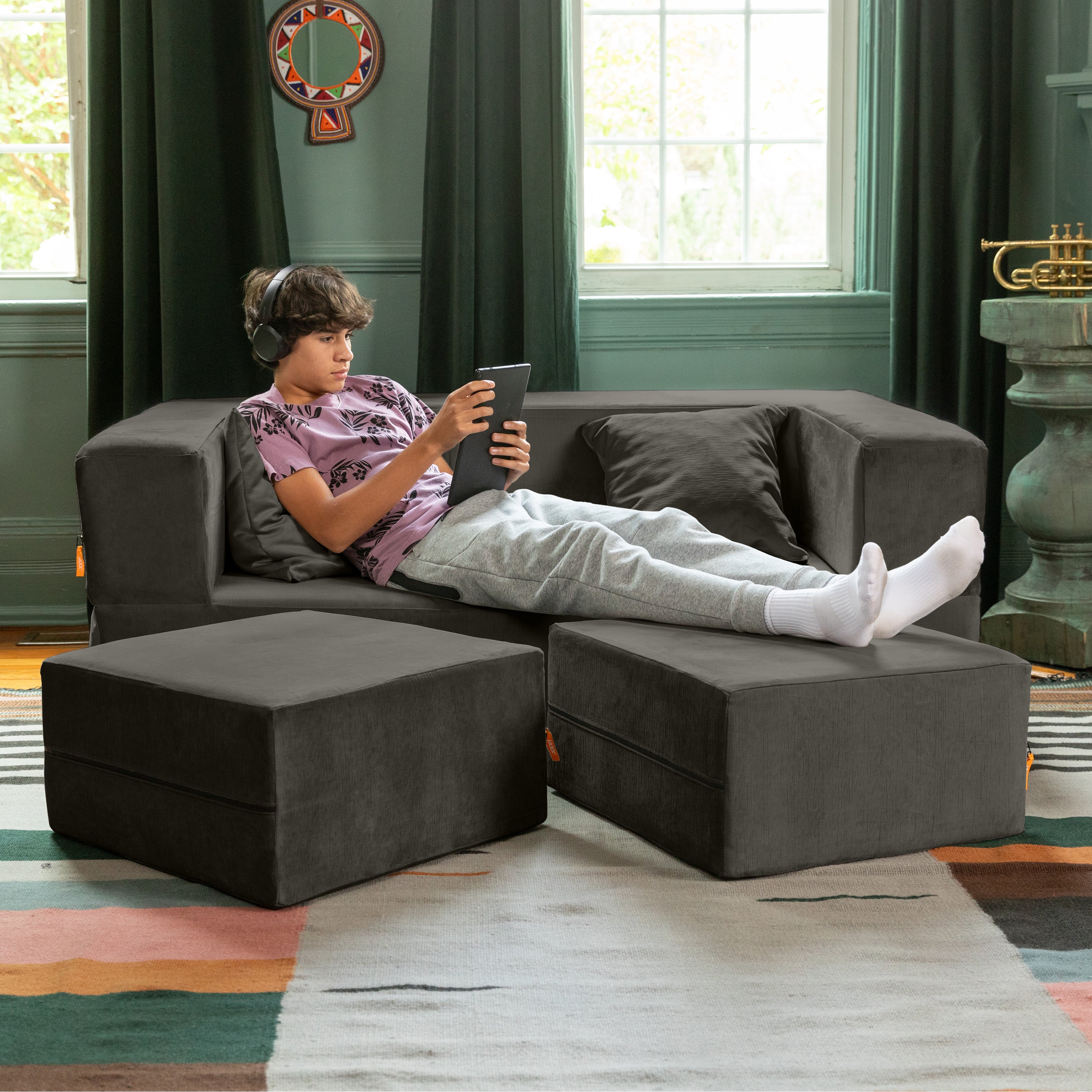 Jaxx Zipline Convertible Sleeper Loveseat & Ottomans – Brookstone