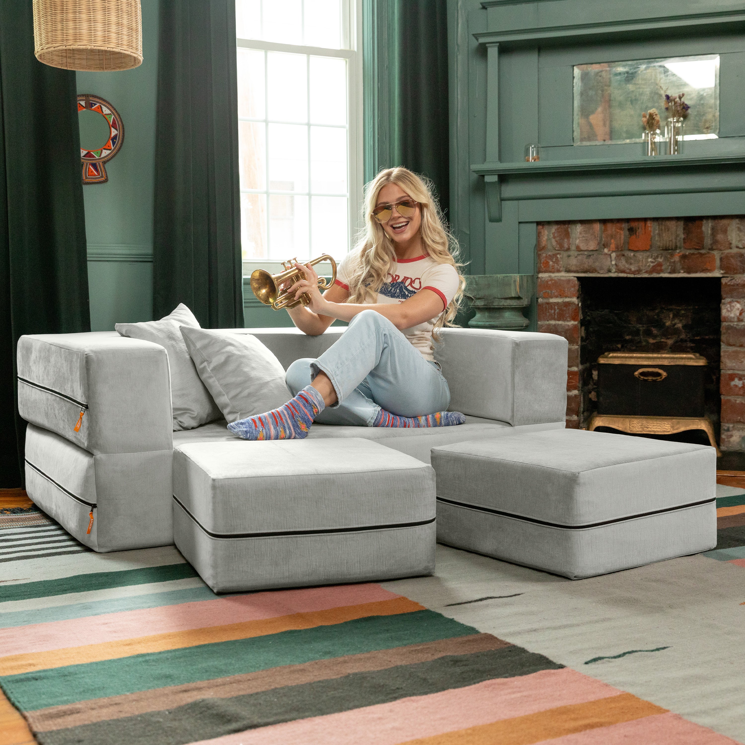 ◆睡眠shop◆ Jaxx Zipline Convertible Sleeper Loveseat & Ottomans – Brookstone