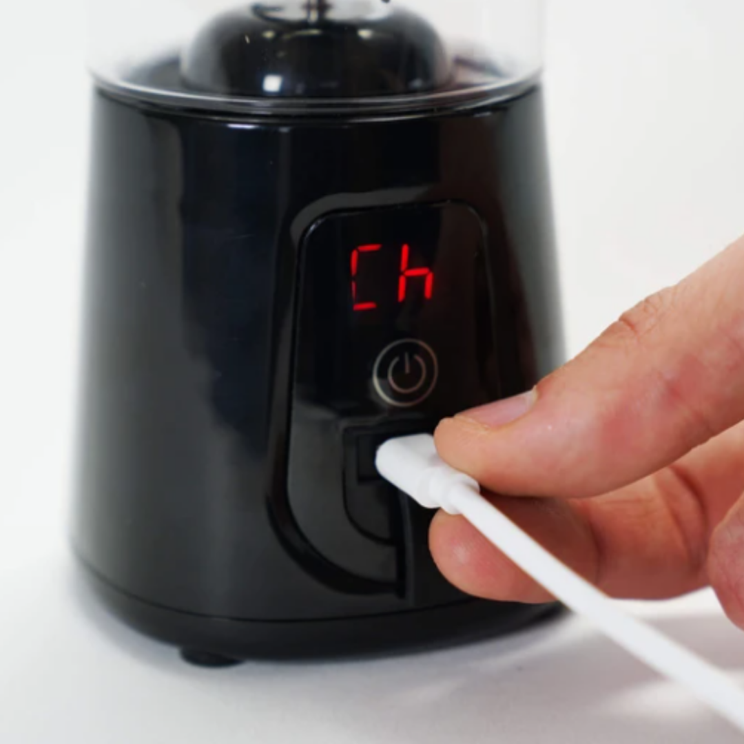 Pro+ Ice Crushing Portable Blender (17oz)