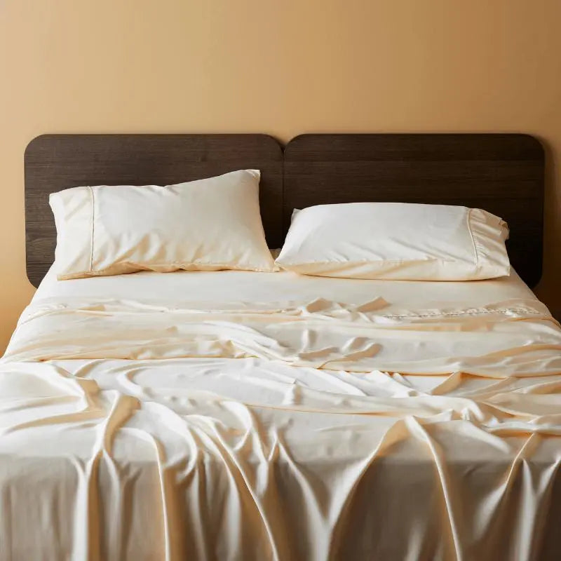 CleanBamboo® Signature Sateen Pillowcase Set by ettitude
