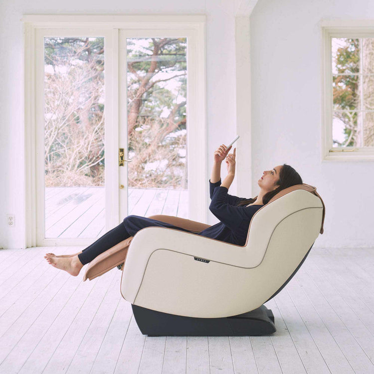 CirC+ Zero Gravity SL Track Heated Massage Chair - Synca Massage Chair