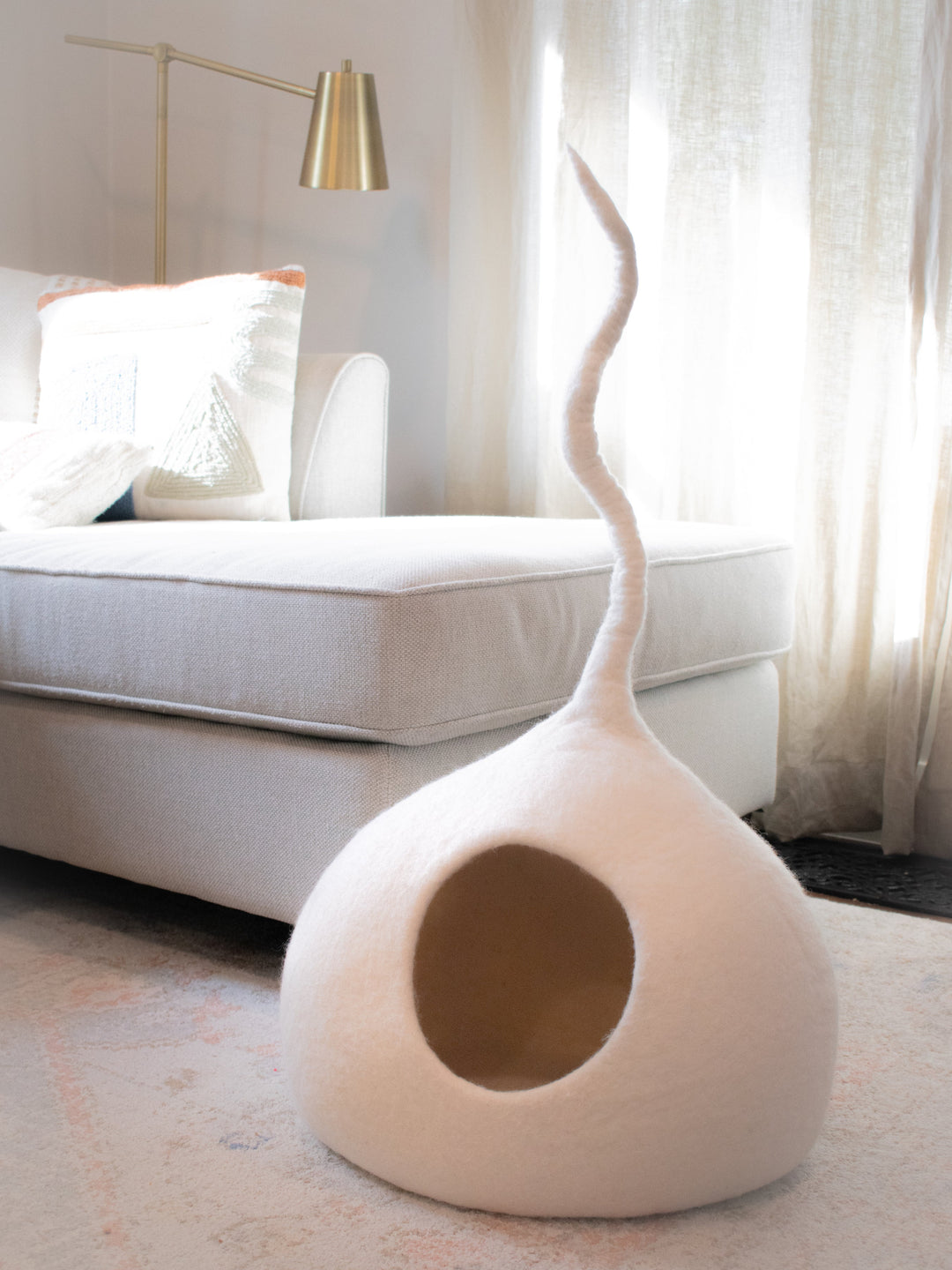 Snow White | Tail Style Cave by Fuzzy Cove