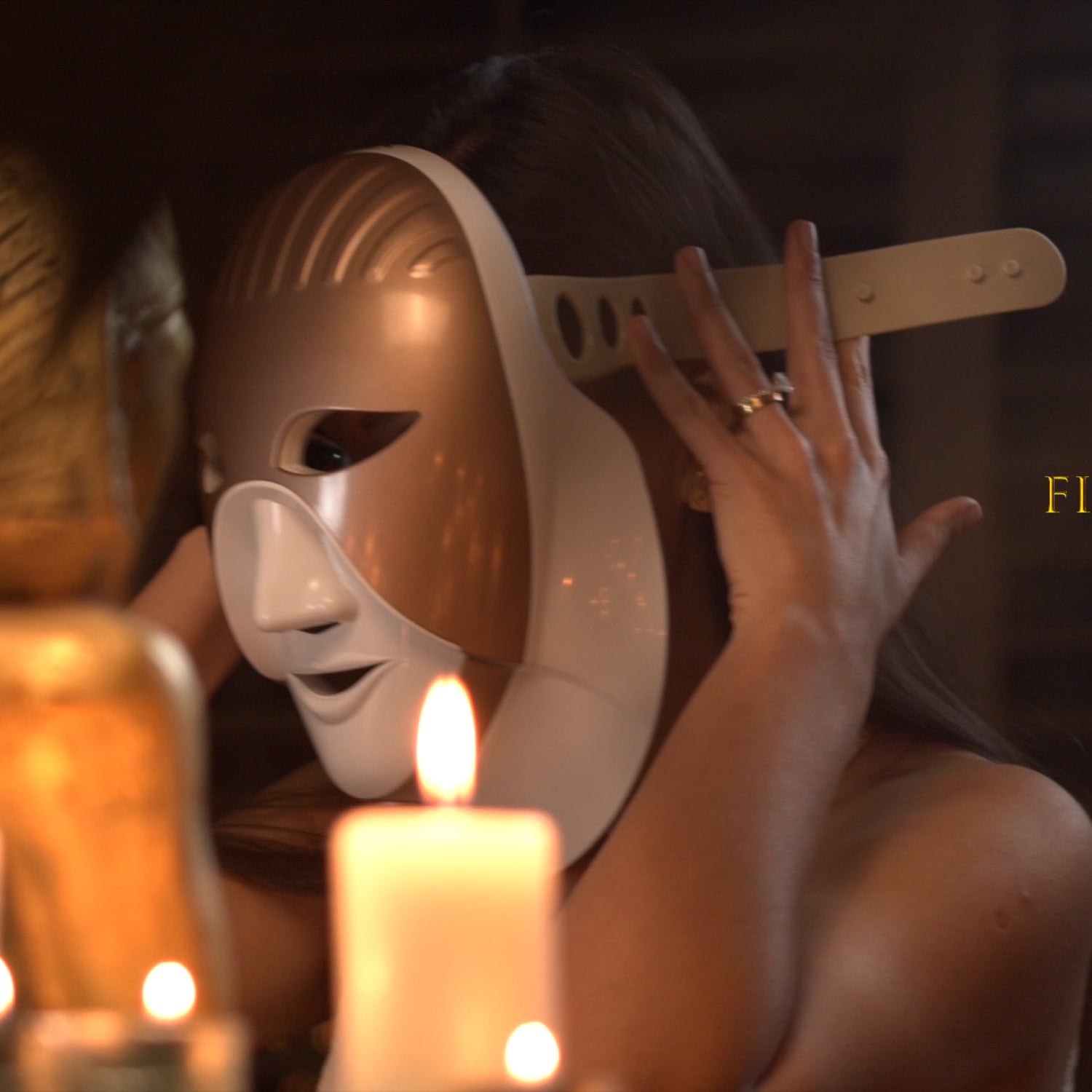 Cleopatra™ LED Light Mask – Brookstone