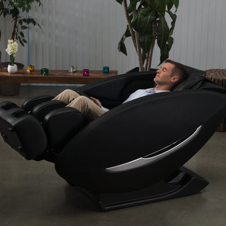 Massage Chair Buyers Guide | Brookstone Massage Chair Buyers Guide | Brookstone