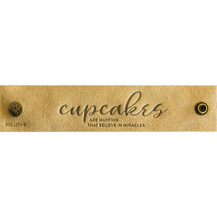 LOVESNAP | CUPCAKES ARE MUFFINS THAT BELIEVE in MIRACLES