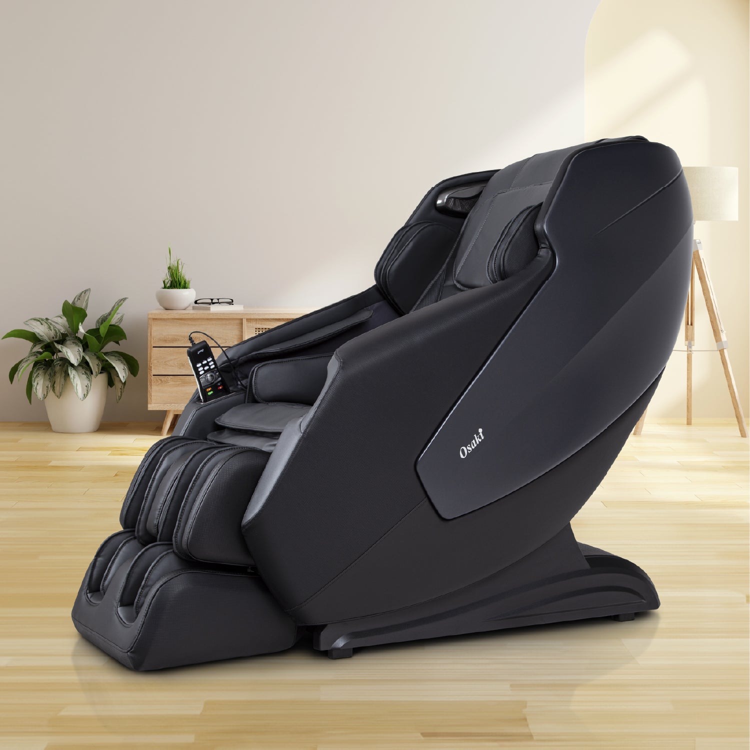 Osaki OSMaxim 3D LE Massage Chair Brookstone