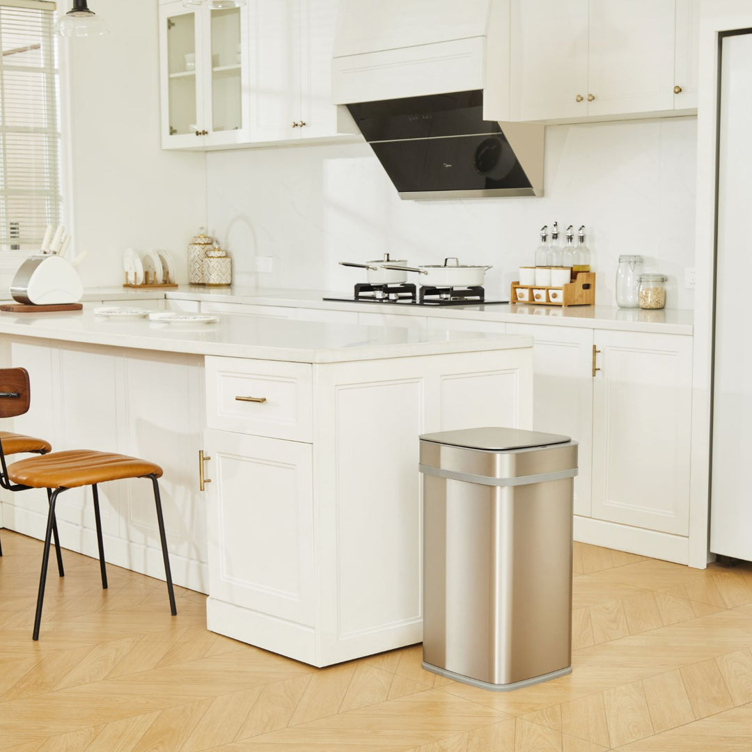 13 Gallon | Nova² Squared UV Odor Neutralizing Smart Kitchen Trash Can | ONT-50-82