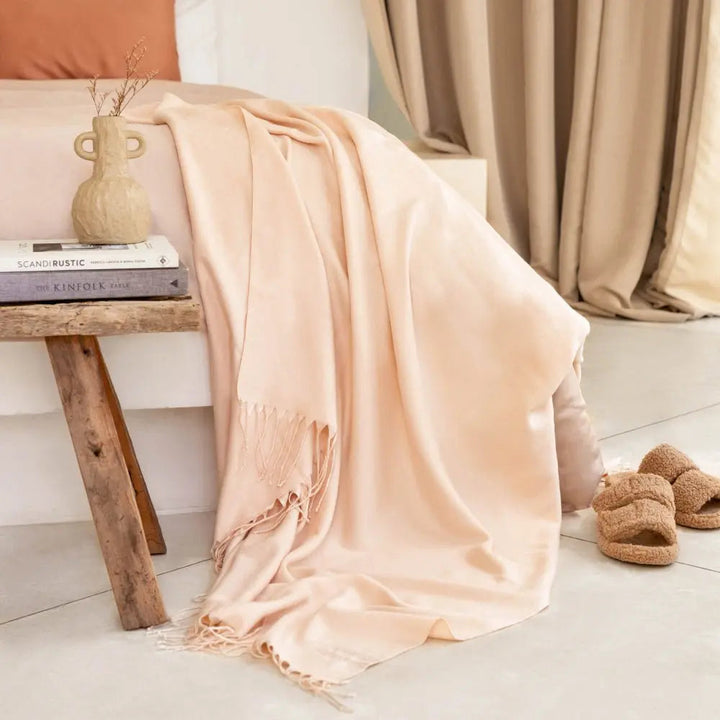 CleanBamboo® Vegan Cashmere Woven Throw Blanket by ettitude