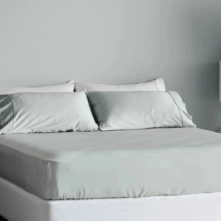 CleanBamboo® Signature Sateen Fitted Sheet by ettitude
