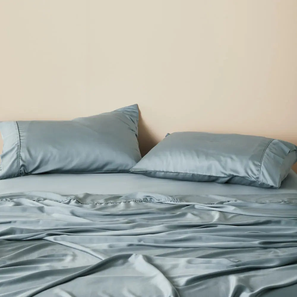 CleanBamboo® Signature Sateen Pillowcase Set by ettitude
