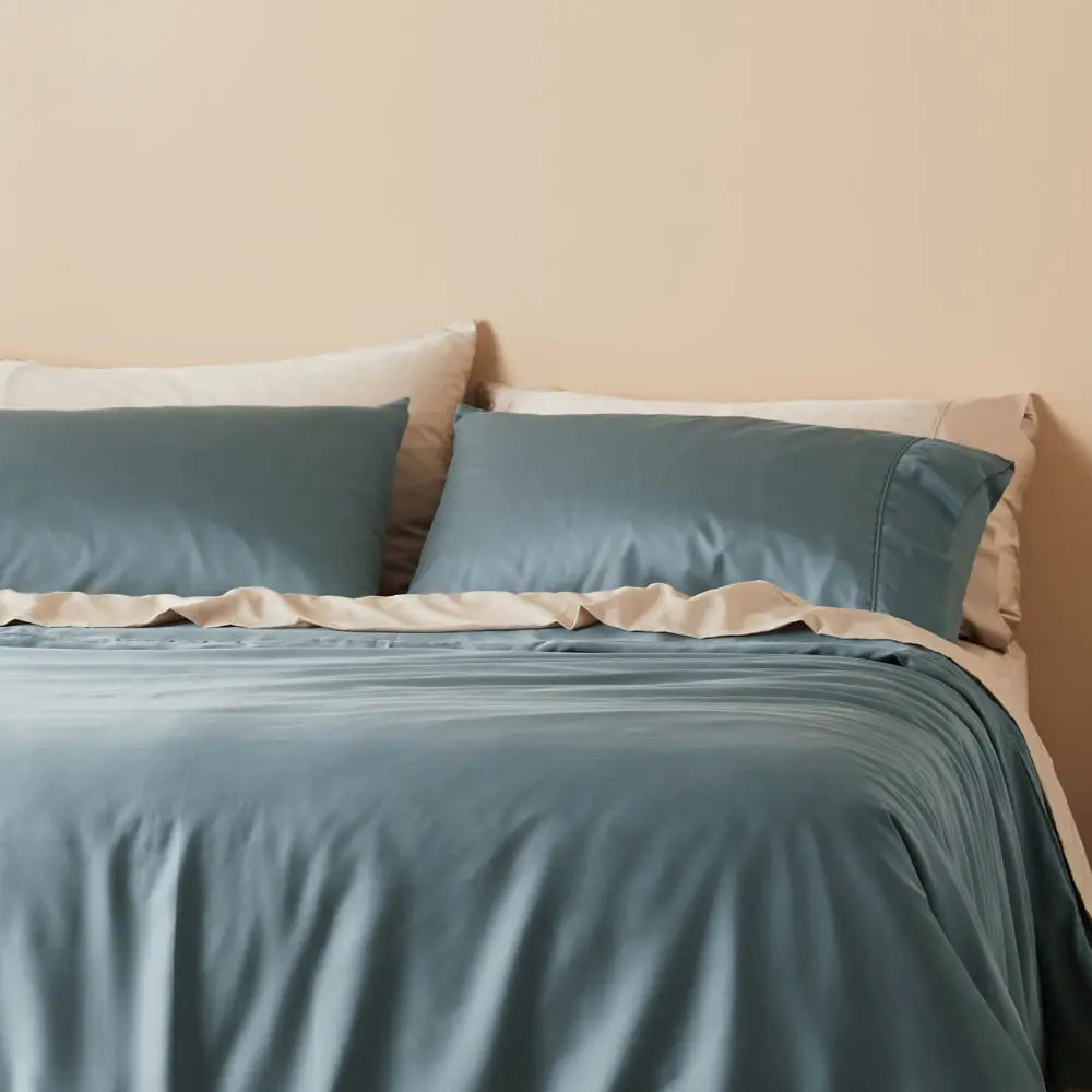 CleanBamboo® Signature Sateen Pillowcase Set by ettitude