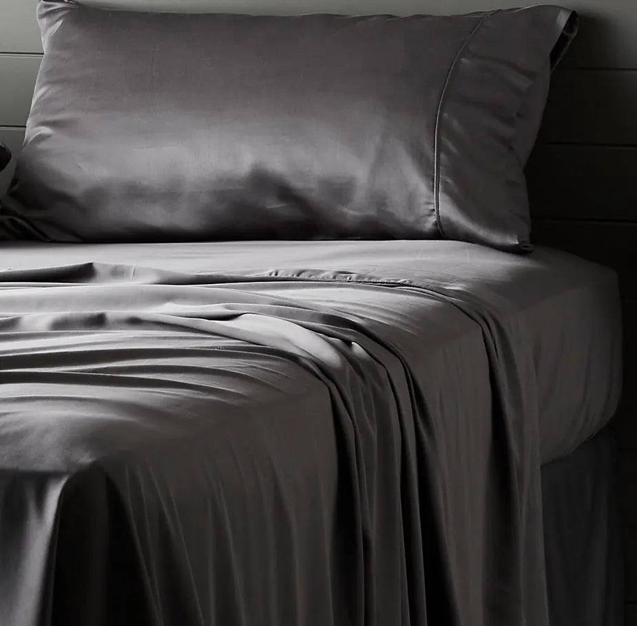 CleanBamboo® Signature Sateen Fitted Sheet by ettitude