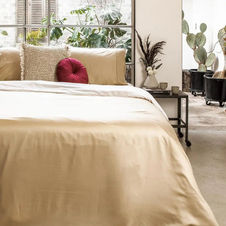 CleanBamboo® Signature Sateen Duvet Cover by ettitude