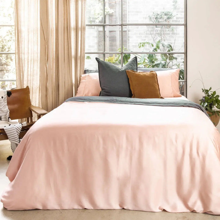 CleanBamboo® Signature Sateen Duvet Cover by ettitude