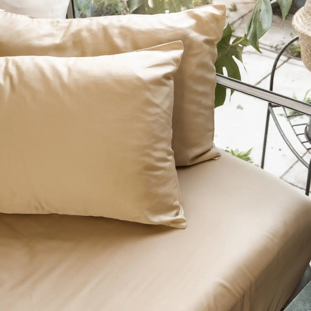 CleanBamboo® Signature Sateen Pillowcase Set by ettitude