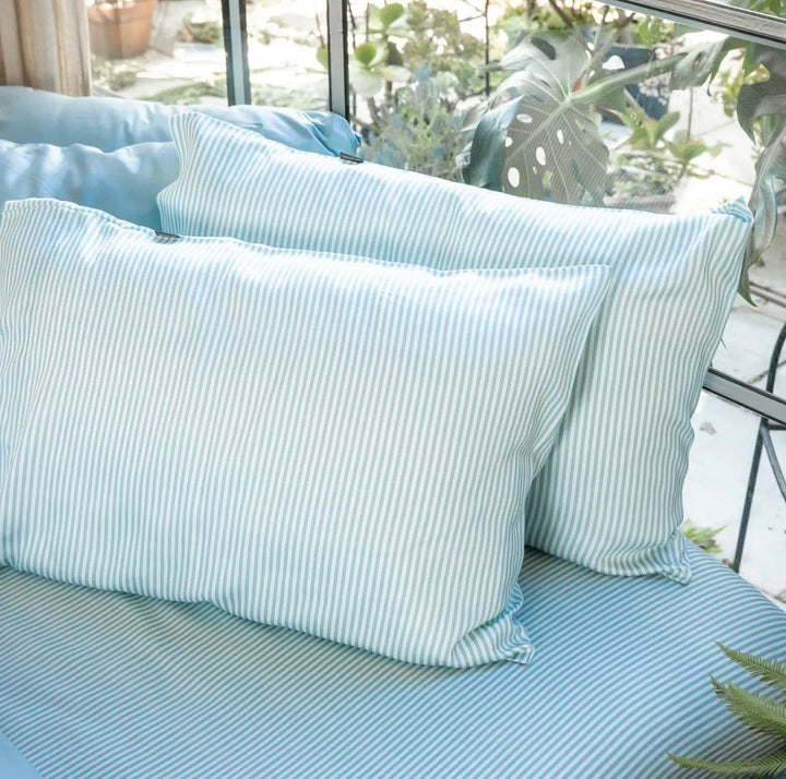 CleanBamboo® Signature Sateen Pillowcase Set by ettitude