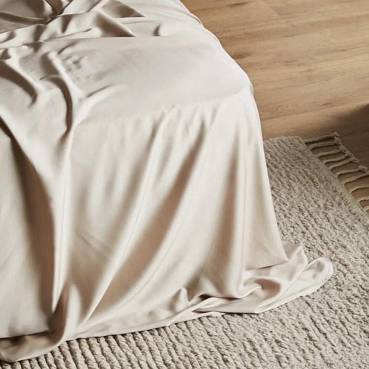 CleanBamboo® Signature Sateen Sheet Set by ettitude