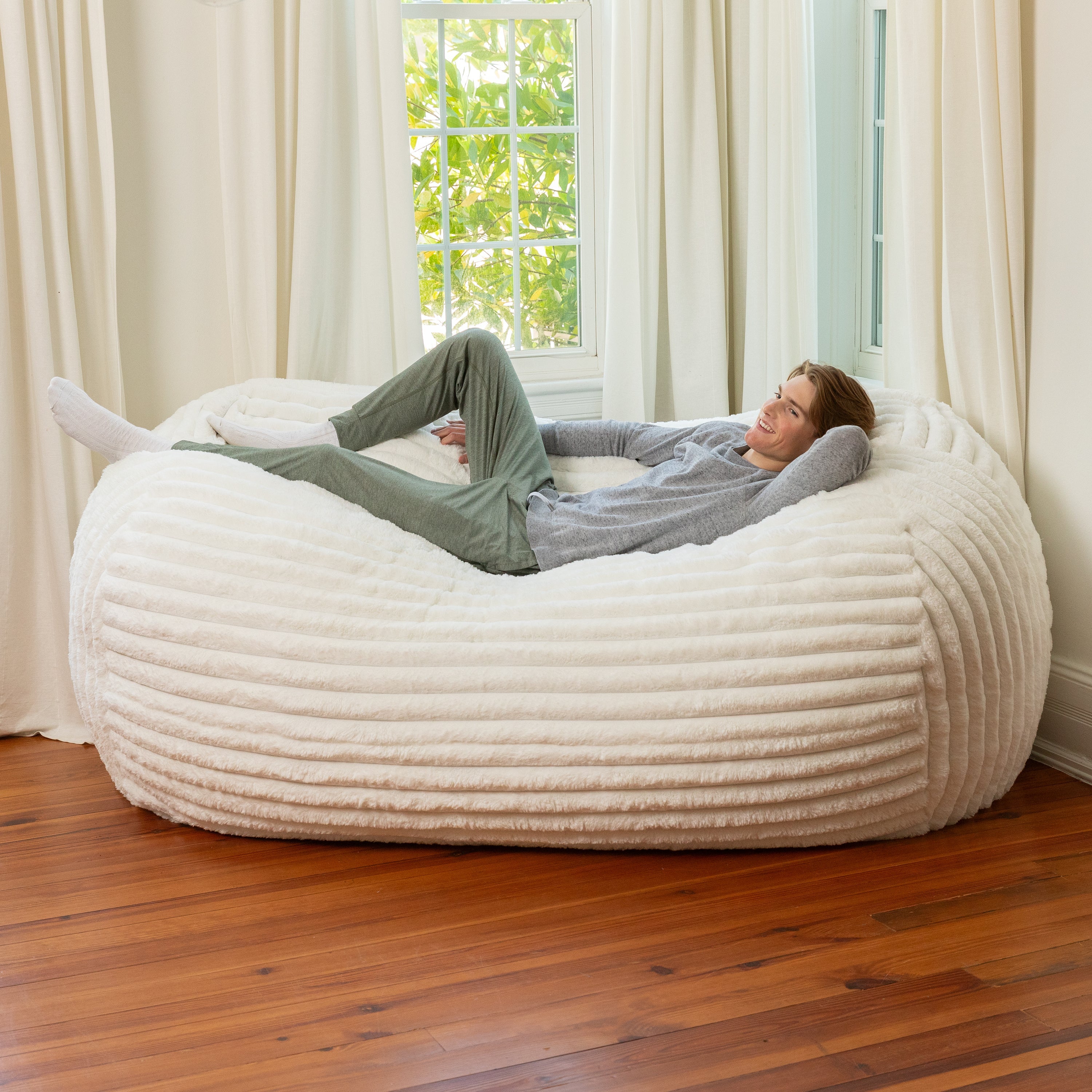 Jaxx Grand Lounger Bean Bag Sofa - Thumbnail 4