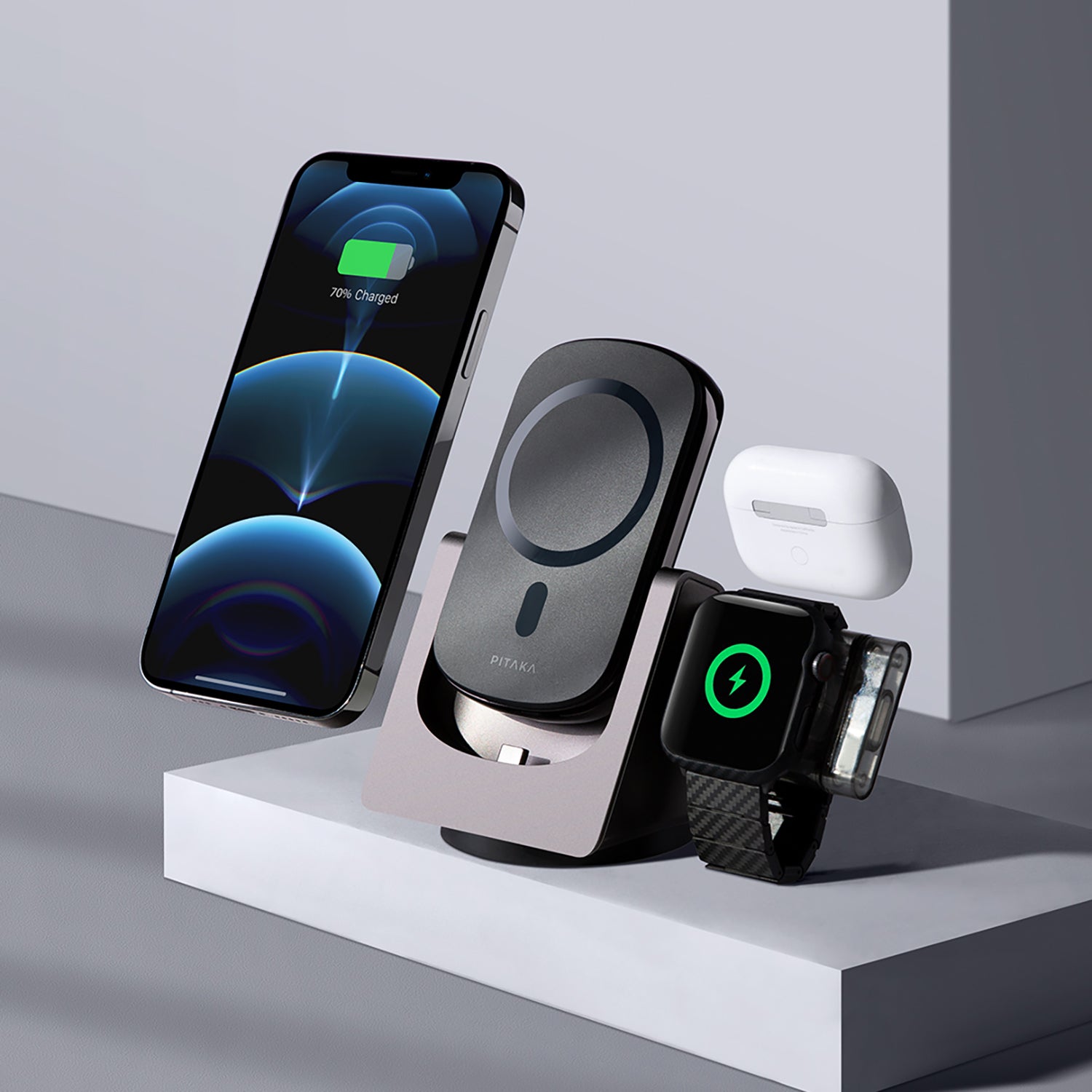 PITAKA Multi-Device Wireless Charging Station with MagSafe Power Bank ...