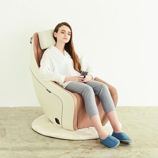 CirC-Premium SL Track Heated Massage Chair | Brookstone