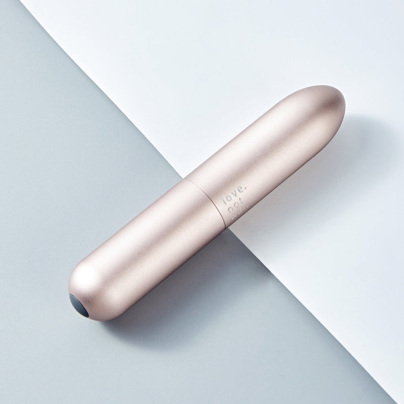 Love Not War Maya Aluminium Vibrator