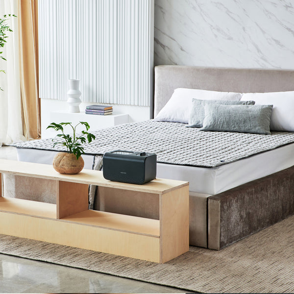 Navien Mate EQM 582 – EMF-Free Water Heated Mattress Pad Warmer – Dual |  Brookstone