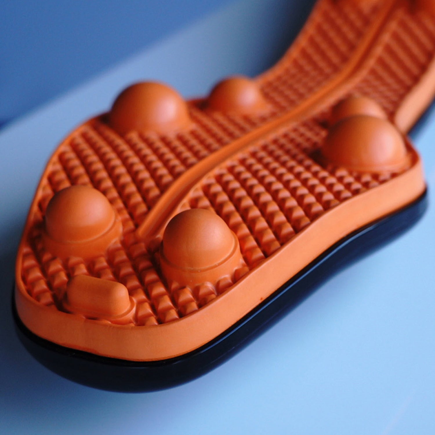 Trigger Point Rocker - Posture Corrector – Brookstone